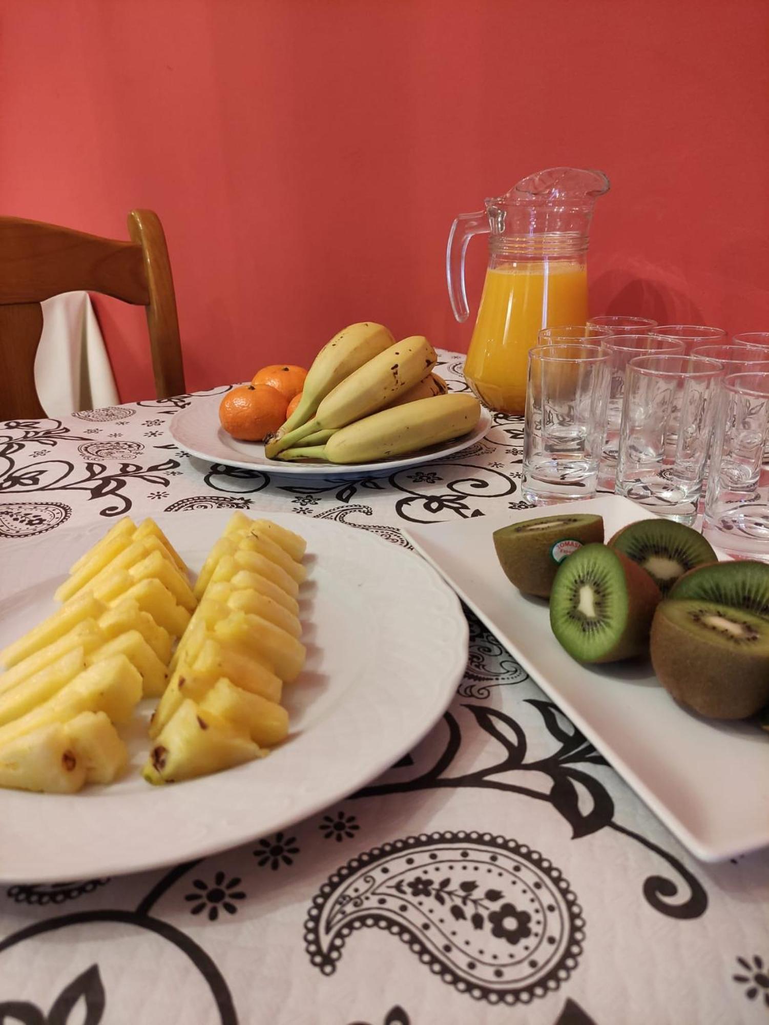 Hotel Restaurante Agapio De Tresnino Quintanilla de Onésimo Екстериор снимка