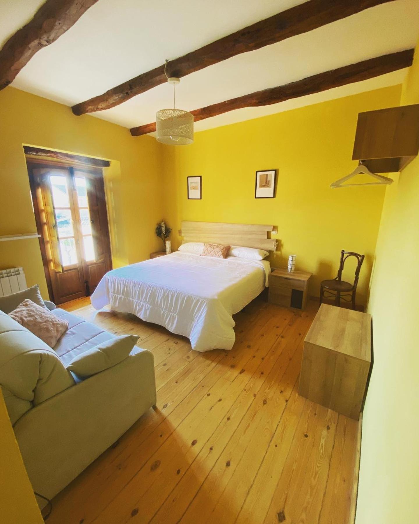 Hotel Restaurante Agapio De Tresnino Quintanilla de Onésimo Екстериор снимка