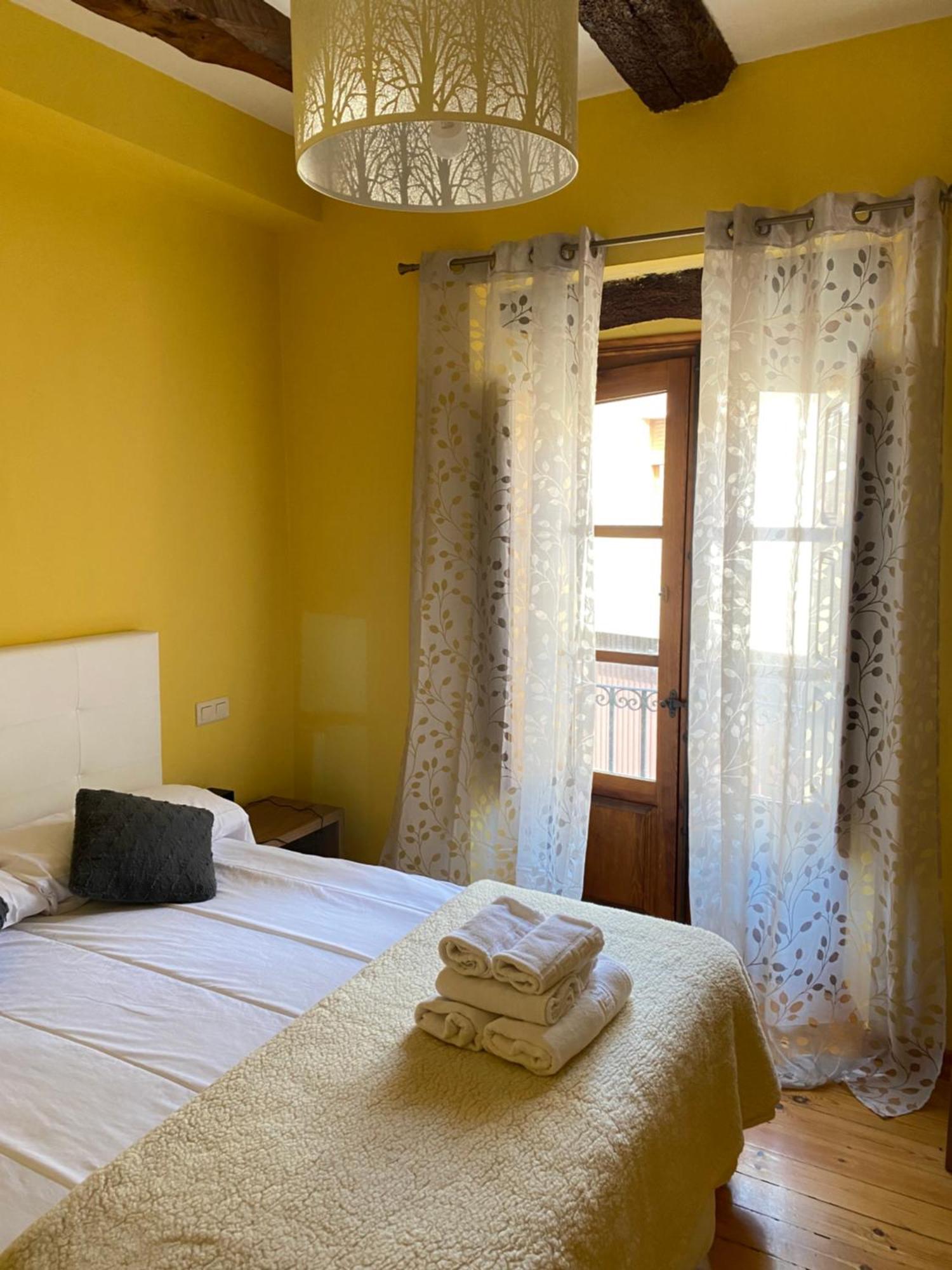 Hotel Restaurante Agapio De Tresnino Quintanilla de Onésimo Екстериор снимка